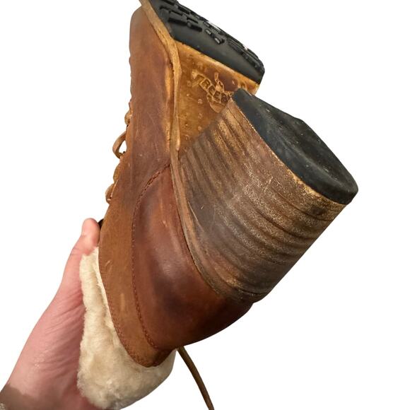 Freebird by Steven Norway lace up ankle boots - Picture 2 of 10